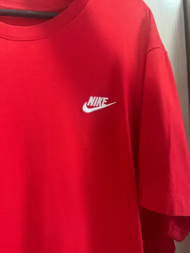 Camiseta Nike club original usei 3 vezes ótimo estado 