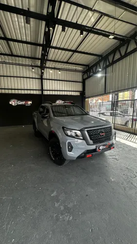 Nissan Frontier Pro4x CD 4X4 2.3 Bi-TB Die. AUT 2023