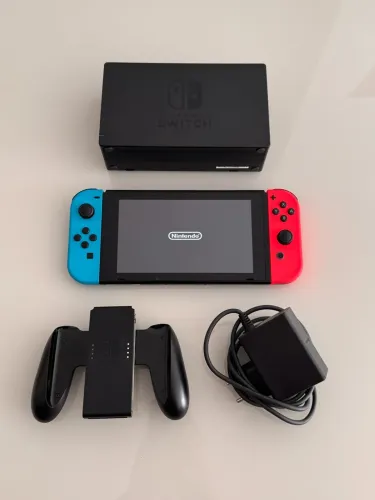 Nintendo Switch V1