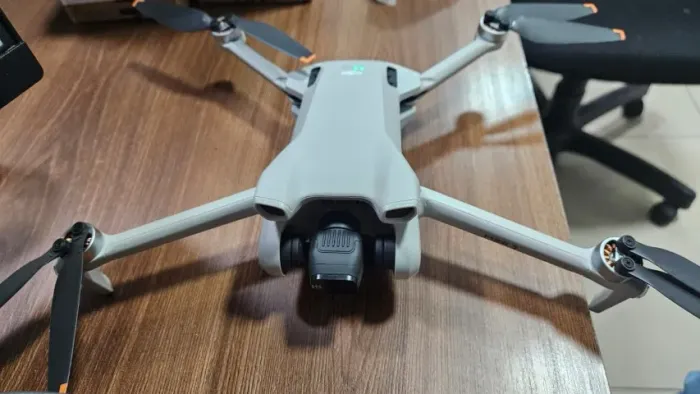 Drone DJI MINI 3 com tela
