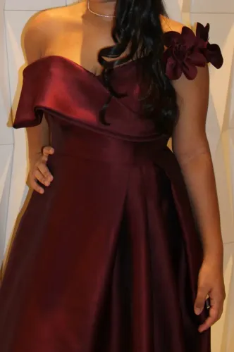 Vestido de festa vinho marsala , Tamanho 40