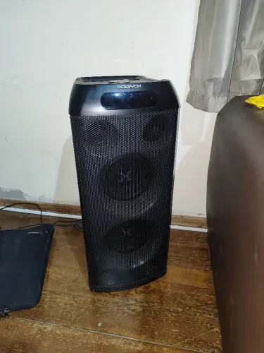 Caixa Polyvox XT660 vendo ou troco