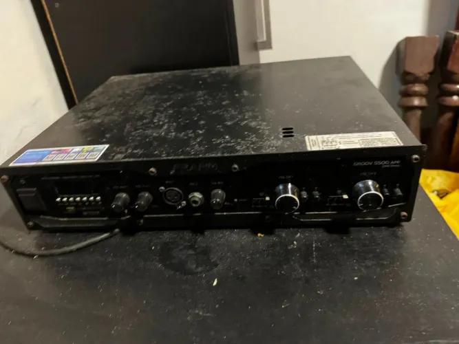 Amplificador Fhram GR5500 600W RMs
