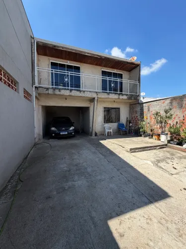 Sobrado no Rio Bonito espaçoso