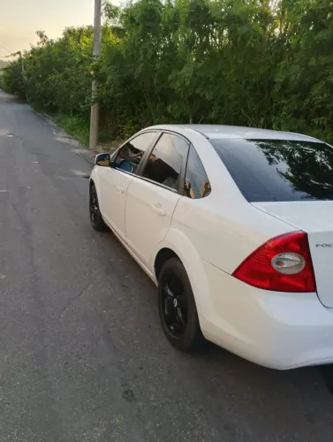 Ford Focus Sedan 2.0 16v/2.0 16V Flex 4P 2009