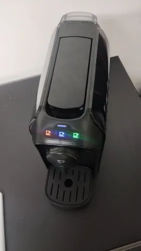 Corações TRES Cafeteira Espresso e Multibebida Passione Preta - 220V