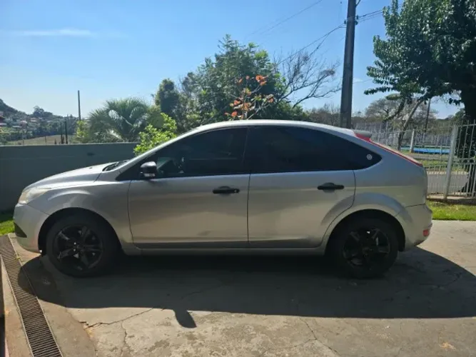 Ford Focus Sedan 1.6/1.6 Flex 8v/16v 4P Mec. 2011