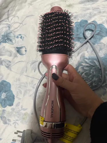 Escova secadora bivolt
