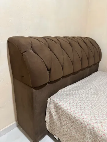 Cabeceira de cama queen com baú