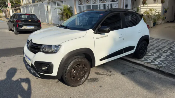 Renault Kwid Outsider 1.0 Flex 12V 5P Mec. 2022