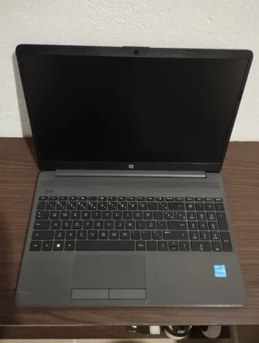Notebook HP i3, SSD NVMe 256 GB, 8 GB RAM