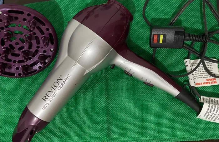 Secador de cabelos REVLON 1875 Ionic Ceramic, usado 127V 