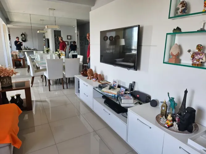 Imóvel para venda possui 108 metros quadrados com 3 quartos em Boa Viagem - Recife - PE