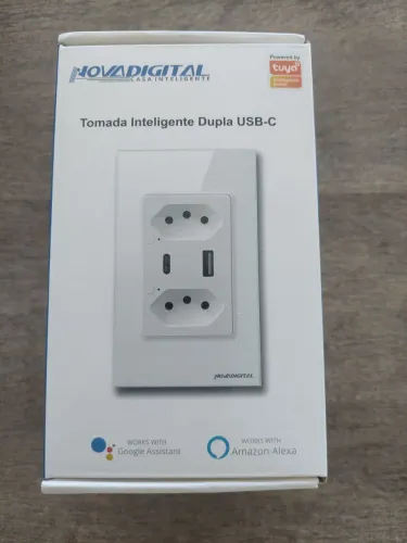 Tomada com usb