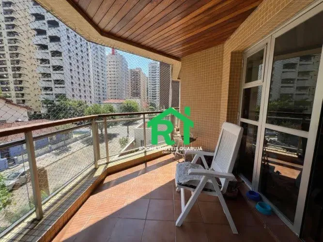Apartamento amplo, 3 dormitórios (1 suíte), 2 vagas, Pitangueiras, Guarujá/SP.