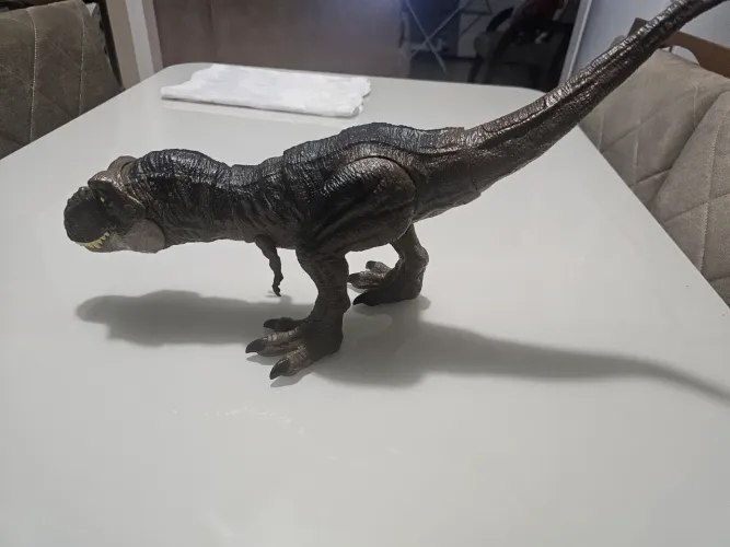 Boneco Dinossauro T-Rex Jurassic World Dominion Mattel Com Som