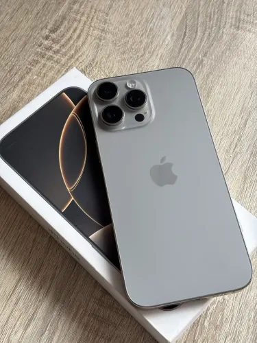 iPhone 16 Pro Max 256GB Garantia até ABRIL