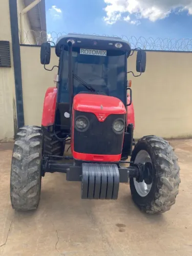 TRATOR AGRÍCOLA MF4275- 2014- 4X4- CABINADO COM AR COND.
