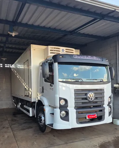 Caminhão 17.230 Prime