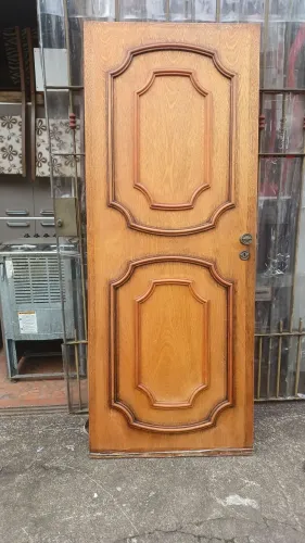 Porta 208x82