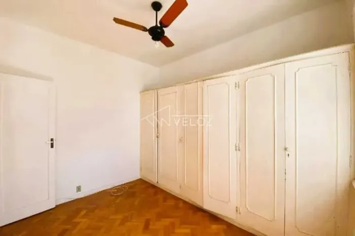 Apartamento : Padrão / Residencial / Humaitá