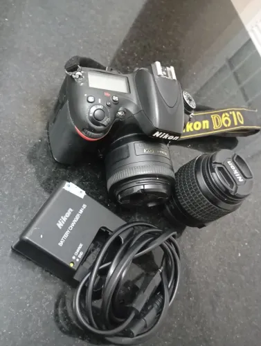 Vendo câmera Nikon D610