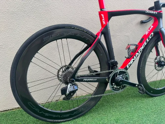 Pinarello F12