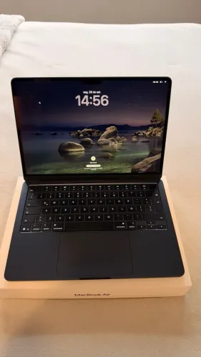 MacBook Air M4 256Gb 16 ram