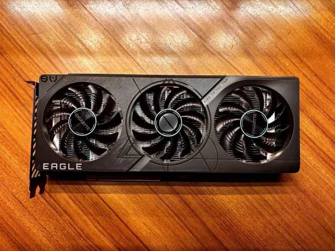 RTX 4060 Gigabyte Eagle 8gb