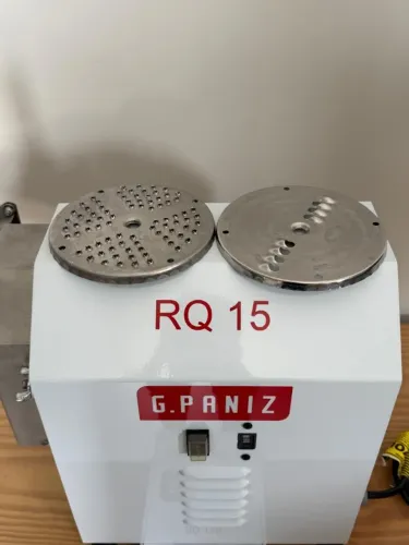 Ralador Industrial G.Paniz RQ 15 Bivolt com 3 Discos