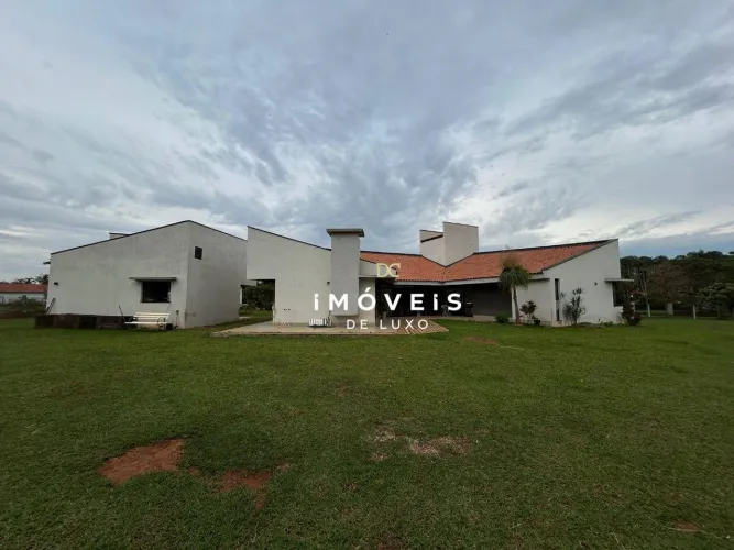 Casa com 3 dormitórios e casa de hóspedes à venda no Condomínio Vila Suévia, Itu/Sp