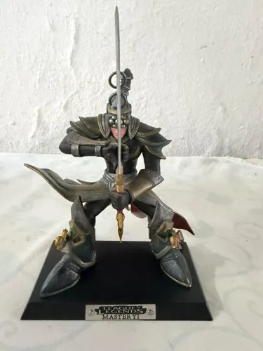 Figure Master Yi League of Legends - Sem caixa