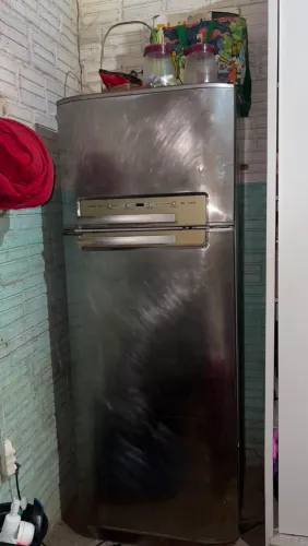Vendo ou troco geladeira duplex