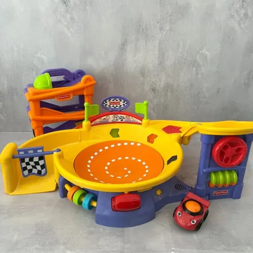Kit de brinquedo fisher price lil zoomers carrinhos pista zig zag e corrida giratória