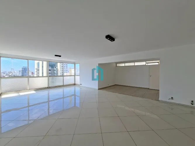Apartamento à venda no Jardim Paulista, SP