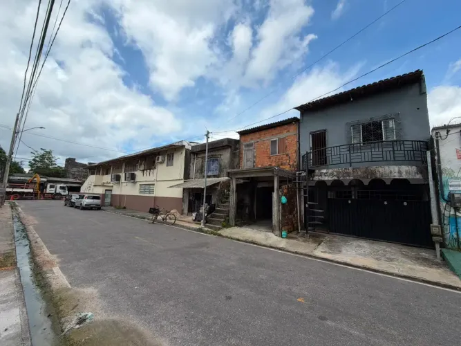 Conj. Panorama XXI - Térreo com 3/4 e piscina + Kit-net altos - Mangueirão - Belém