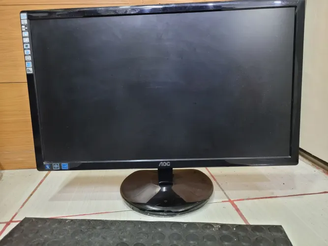 Monitor AOC 23 led