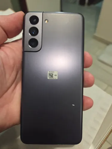 Vendo celular Samsung Galaxy  S21 5G em excelente estado de conservação . 