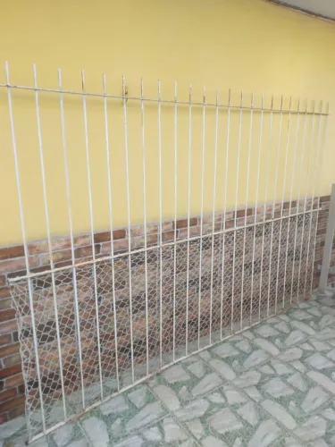 3 Grades de ferro
