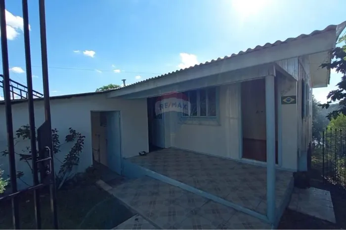 CASA 03 DORM. SARANDI/RS