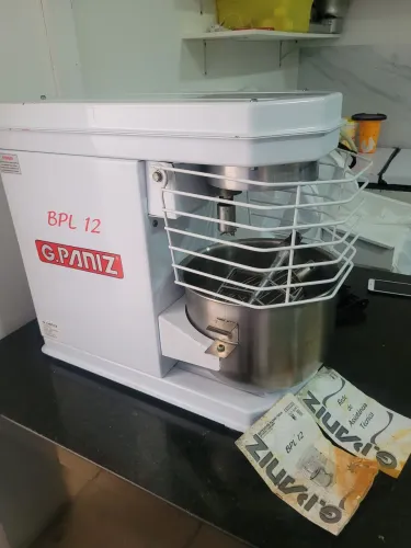 Vendo batedeira BPL 12