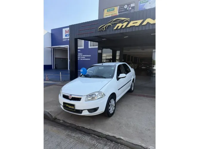 Fiat Siena Attractive 1.4 Fire Flex 8V 4P 2013