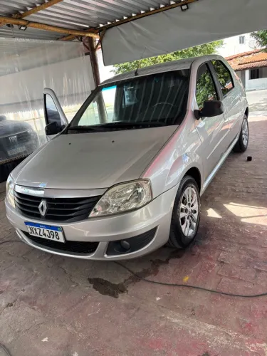 Renault Logan Expression Hi-flex 1.6 8V 4P 2012