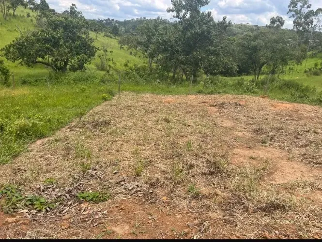 Terreno 140m2, oportunidade pra sair logo, aceito carro, vem que dá negócio 