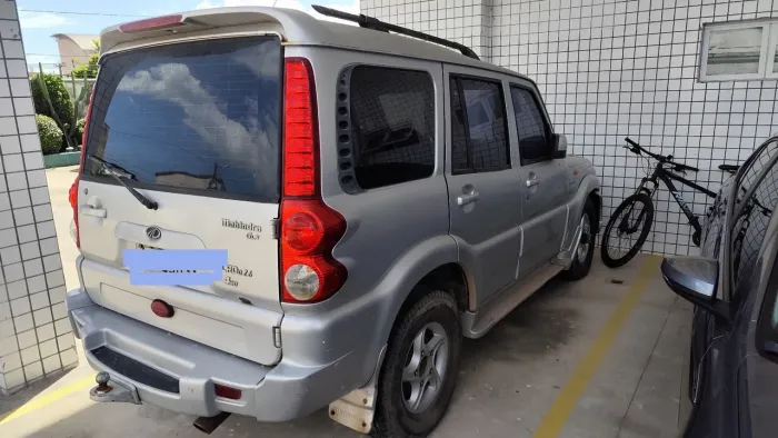 Mahindra Scorpio GLX SUV 2.6 TB Diesel Crde 4WD 2011