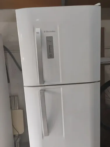 Geladeira Electrolux Frost Free 2 portas