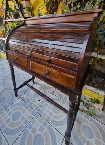 Escrivaninha Xerife
