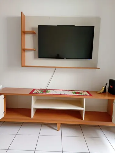 Vendo rack grande com painel 