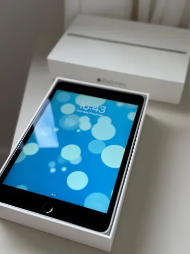 iPad Mini 4