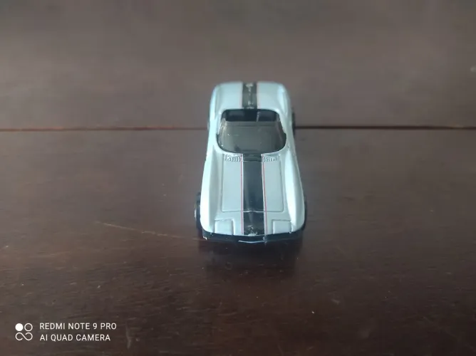 Hot Wheels 65 Cadillac 2005 Mainline 